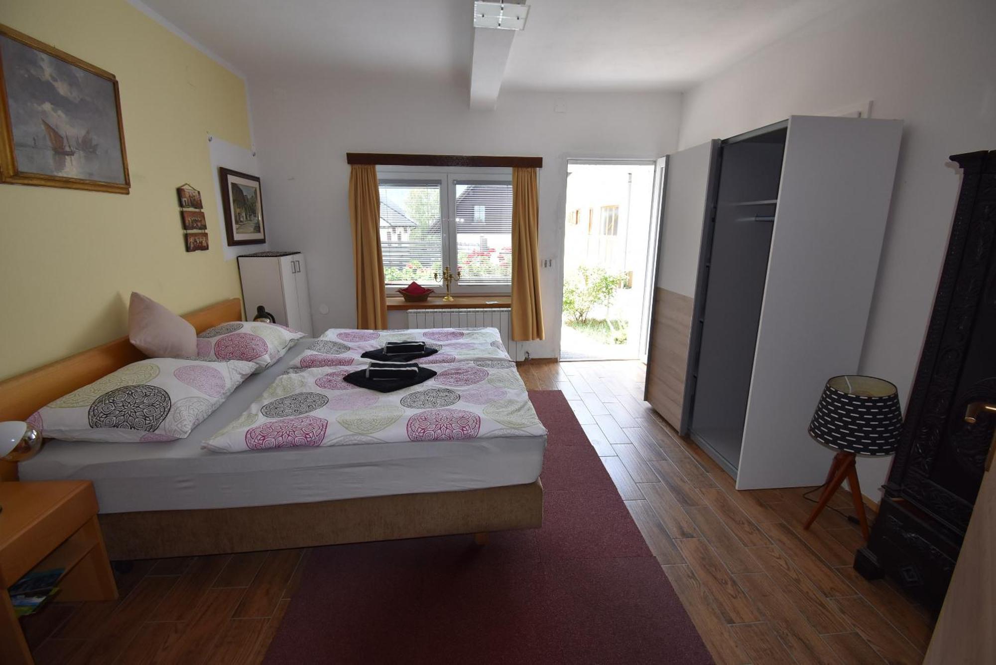 Apartments Free Alps, Massage & Wine Бовец Екстер'єр фото