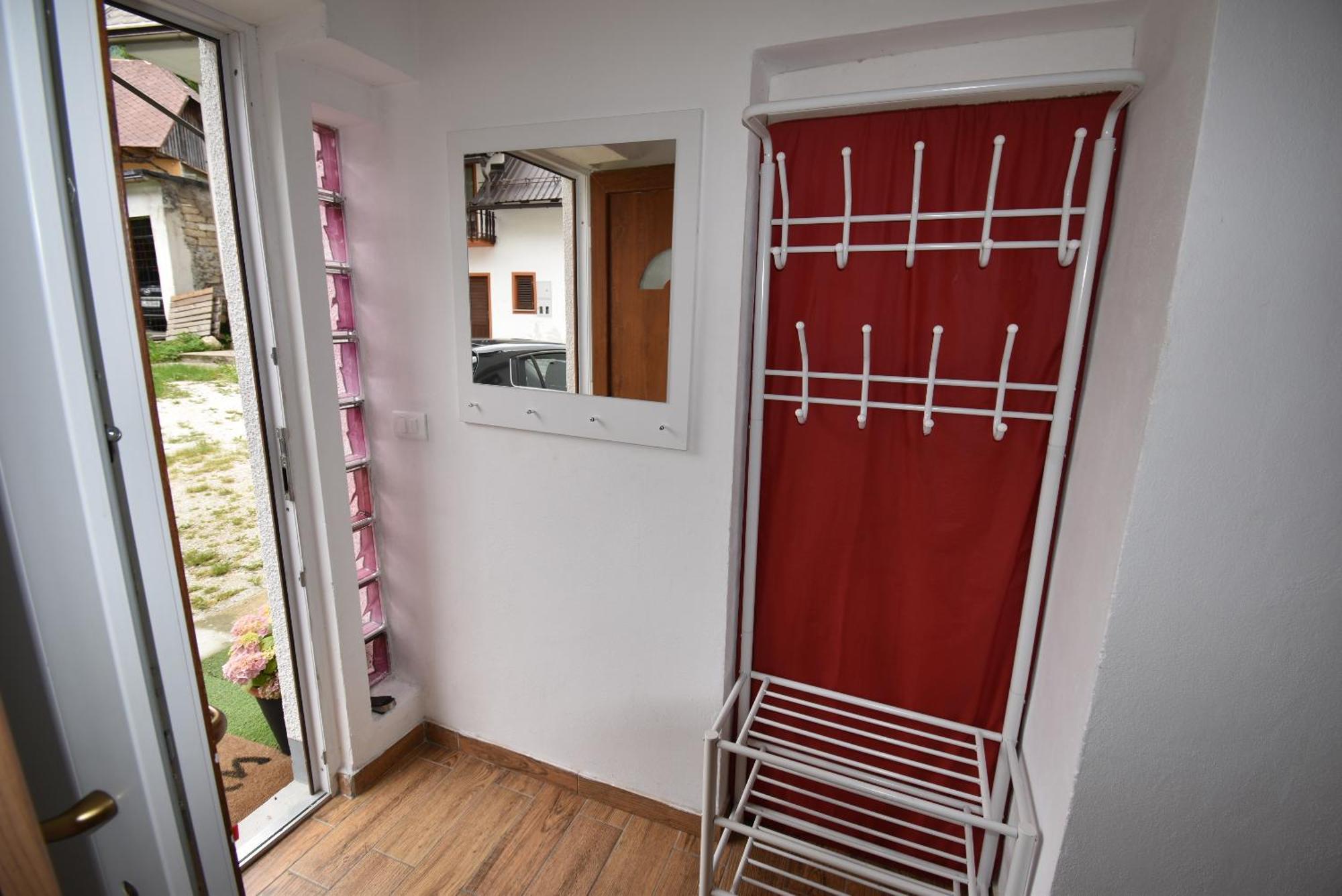 Apartments Free Alps, Massage & Wine Бовец Екстер'єр фото
