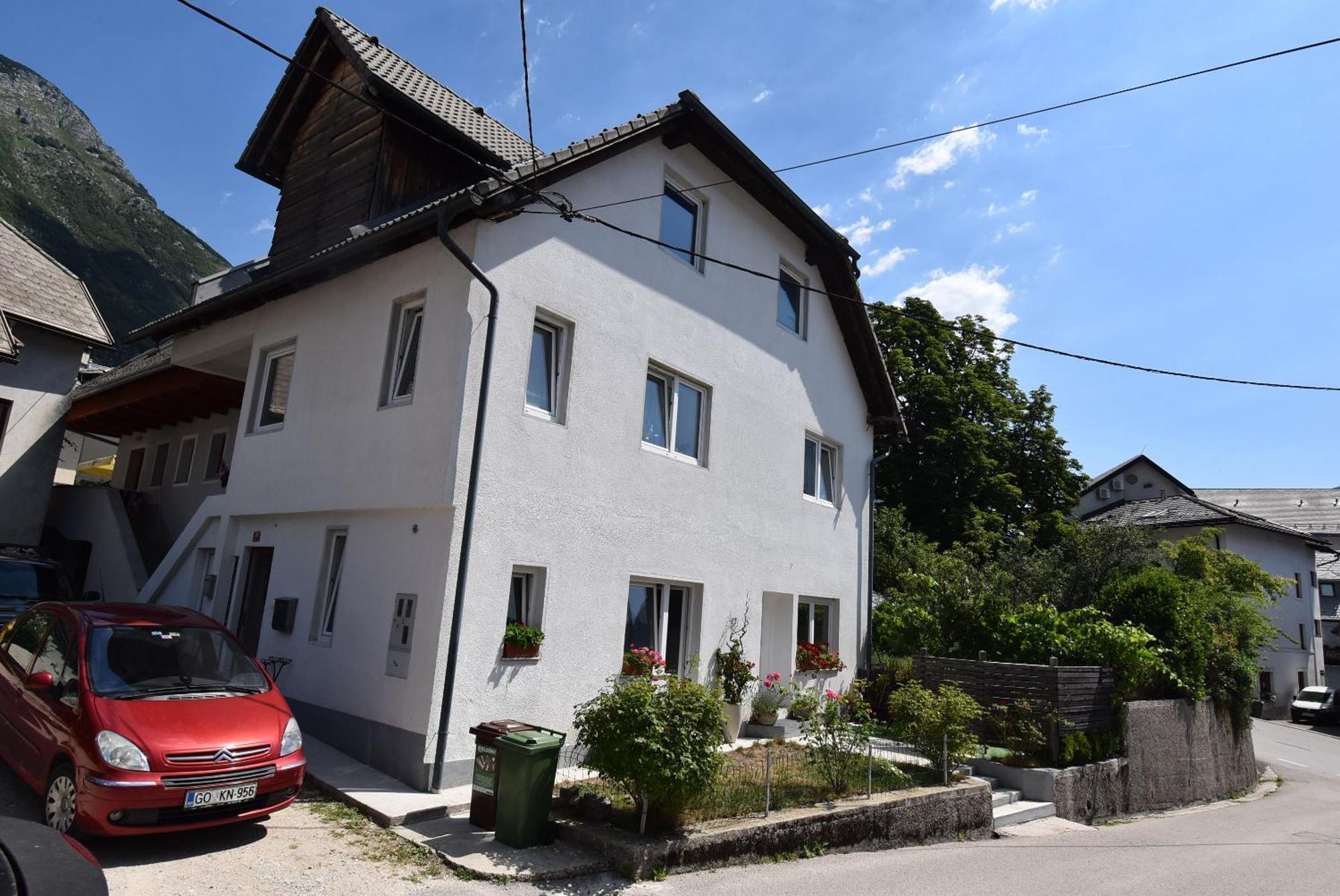 Apartments Free Alps, Massage & Wine Бовец Екстер'єр фото